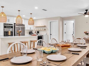 Dining - Stylish 3000SQFT Pool & Hot Tub Home on Half Acre (Bradenton)
