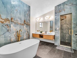 Hair dryer, towels, soap, toilet paper - Stylish 3000SQFT Pool & Hot Tub Home on Half Acre (Bradenton)