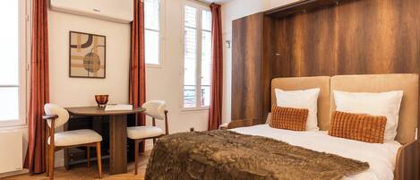 1 bedroom, iron/ironing board, Internet, bed sheets