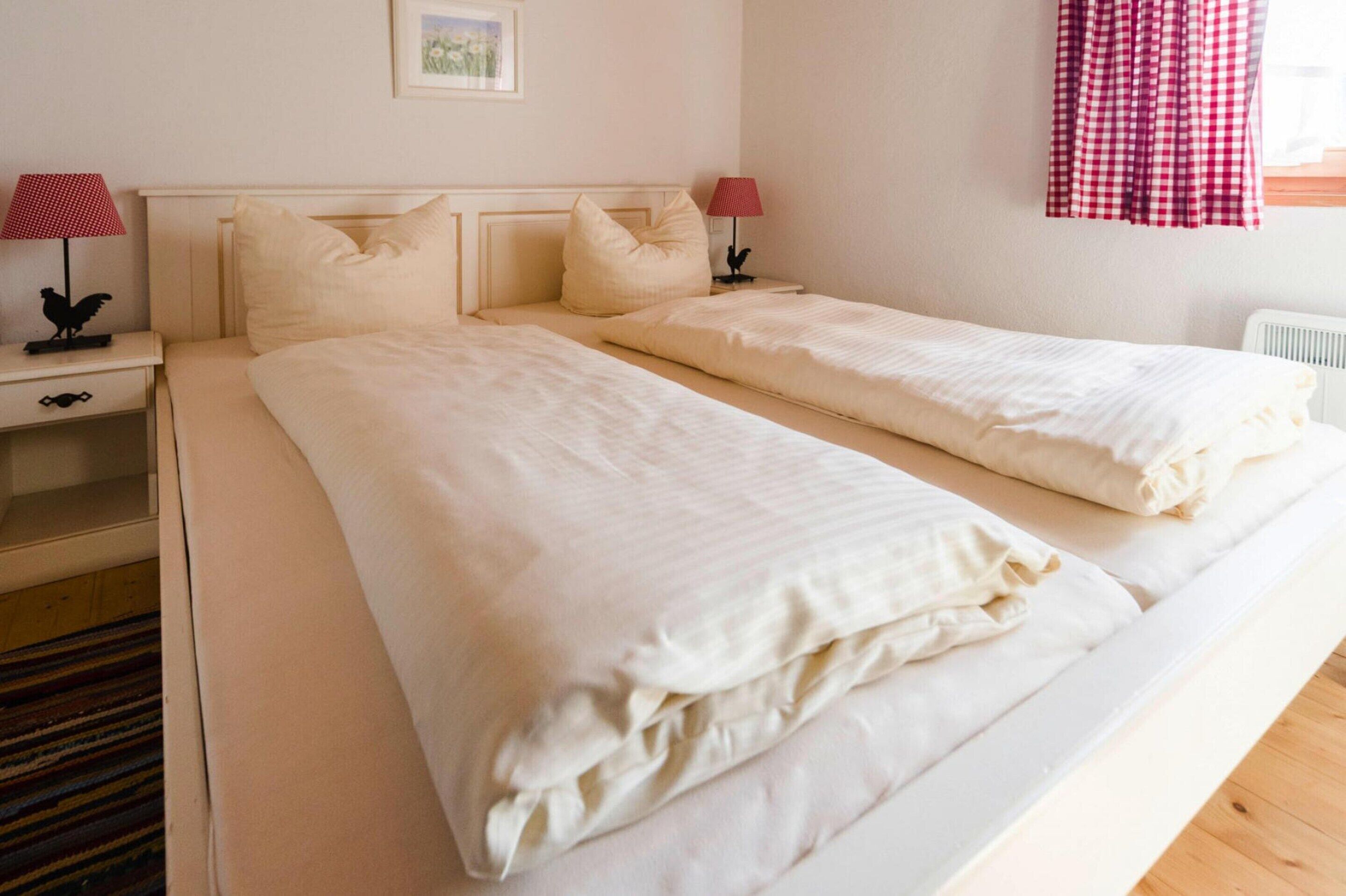 House | 2 bedrooms, individually furnished