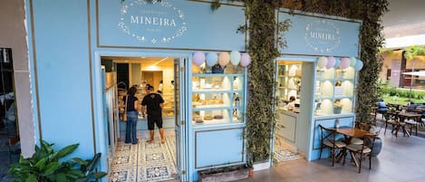 LĂ€genhet Basic | Restaurang utomhus
