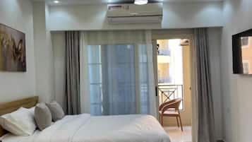 In-room safe, soundproofing, WiFi