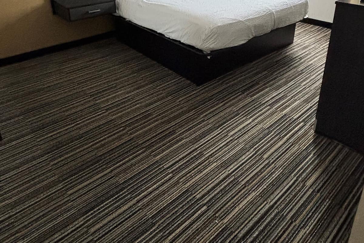 Suite, 1 King Bed, Non Smoking