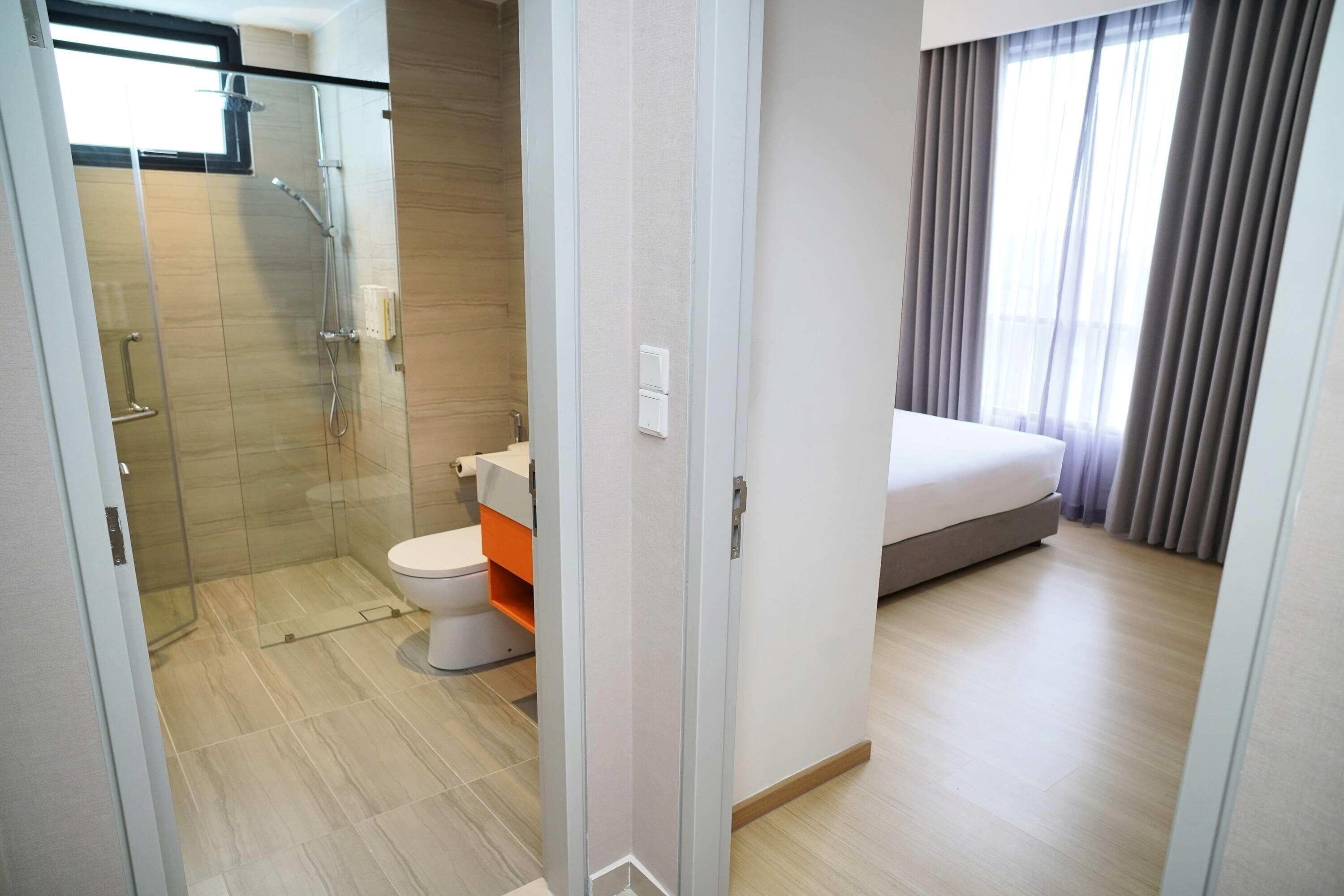 Een strijkplank/strijkijzer