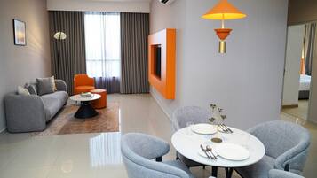 Phòng Suite Grand, nhiều giường | Bàn ủi/dụng cụ ủi quần áo