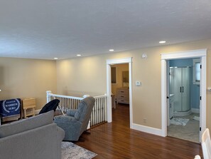 Interior - 2-bedroom cottage on Rainbow Lake (Trufant)