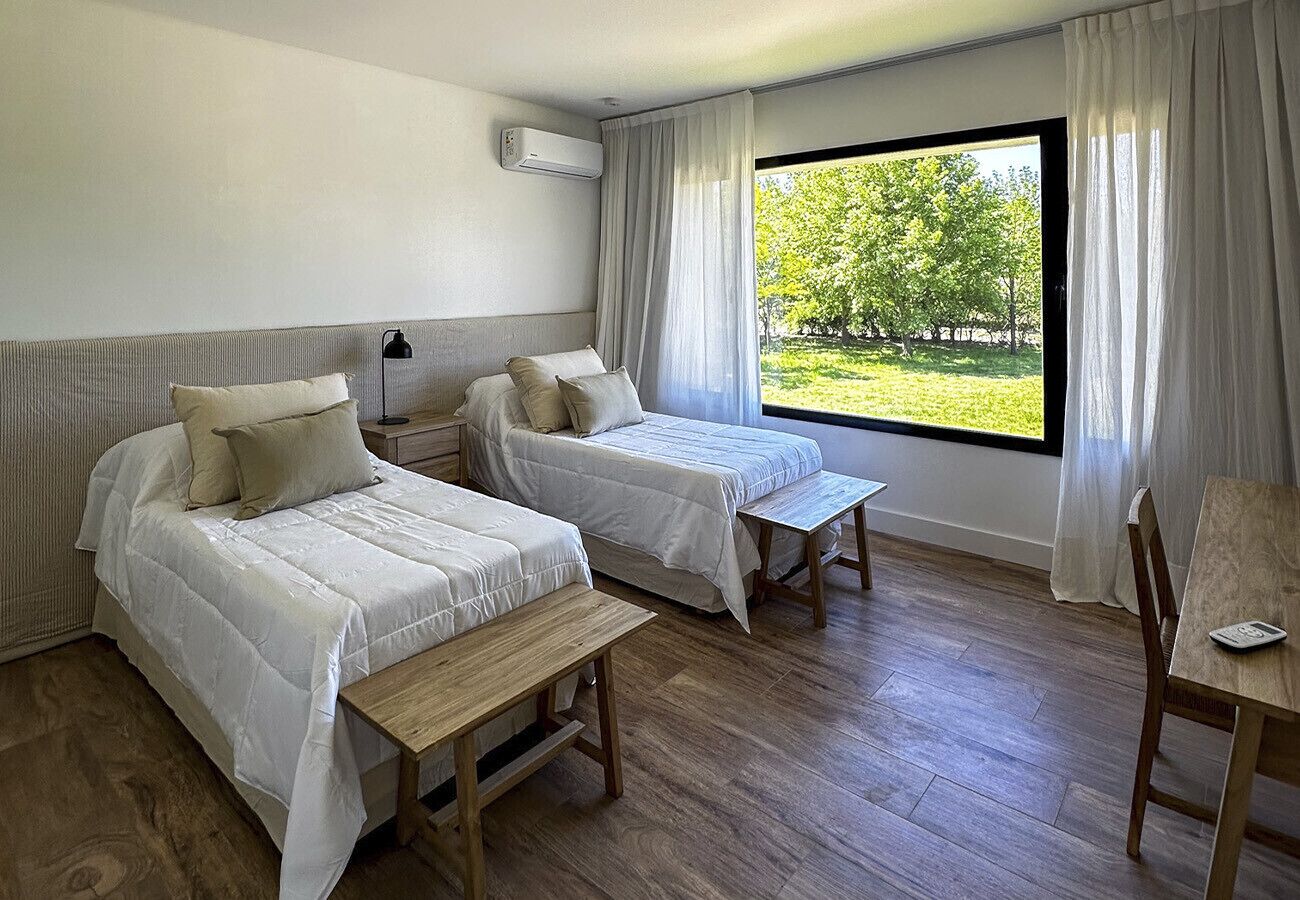 4 bedrooms, free WiFi, bed sheets