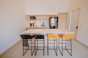 Apartment, 1 King Bed, City View | In-room safe, iron/ironing board, free WiFi, bed sheets