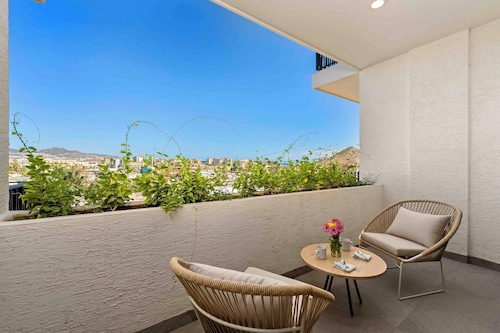 605 Tower Downtown Cabo