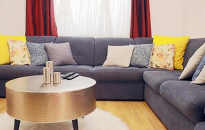 Smart TV, fireplace - Lovely home in Cilipi (Cilipi)