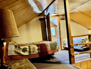 4 Schlafzimmer, Bügeleisen/Bügelbrett, WLAN, Bettwäsche