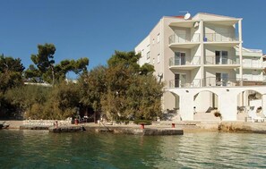 Exterior - Beach front apartment in Klek with WiFi (Klek)