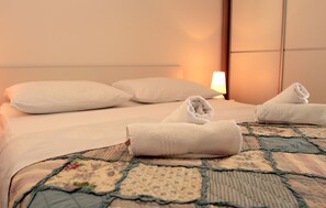 2 bedrooms, free WiFi - Amazing apartment in Klek with WiFi (Klek)