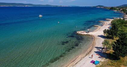 Beautiful home in Dobropoljana