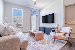 TV, fireplace - Super Central 1BD Worker`s Paradise (Matthews)