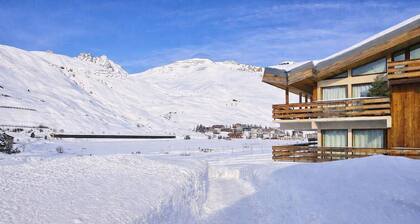 Tignes Val Claret 4â
appart standing vue lac/montagne, 8 pers, cheminée, balcon