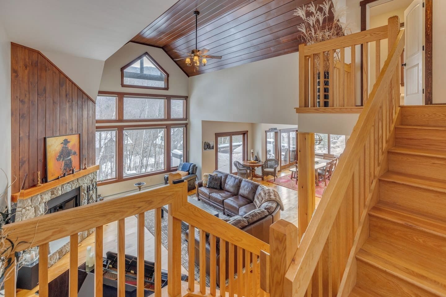 TV, fireplace, computer monitors