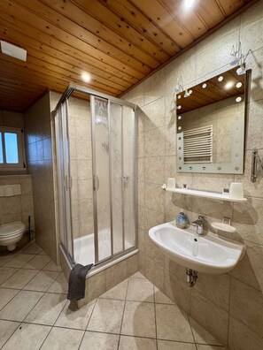 Hair dryer - Binzer Waldhof - Igelhaus (Binz)