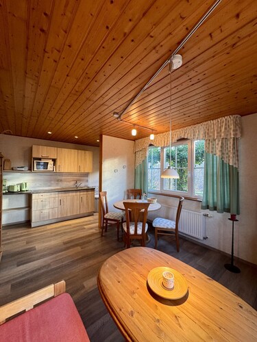 Binzer Waldhof - Igelhaus