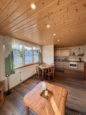 Fridge, microwave, stovetop, coffee/tea maker - Binzer Waldhof - Haus Hasenbau (Binz)