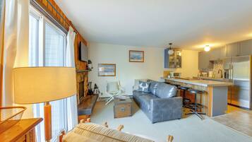 Télévision, table de tennis de table