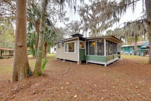 Exterior - Bass Fishing Paradise w/ Shared Dock in Hawthorne! (Hawthorne)