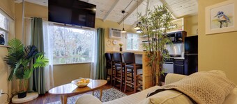 Bass Fishing Paradise w/ Shared Dock in Hawthorne!