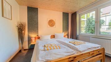 1 Schlafzimmer, Schreibtisch, WLAN