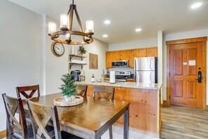 Dining - Walk to Gondola! Keystone Gem in River Run Village (Keystone)