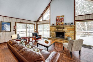 Fireplace, books, stereo - Pere Marquette Riverfront Cabin w/ Fishing Access (Baldwin)