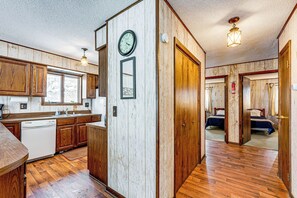 3 bedrooms, bed sheets - Pere Marquette Riverfront Cabin w/ Fishing Access (Baldwin)