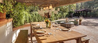 Spacious Courtyard & Spanish Charm: Silverado Home