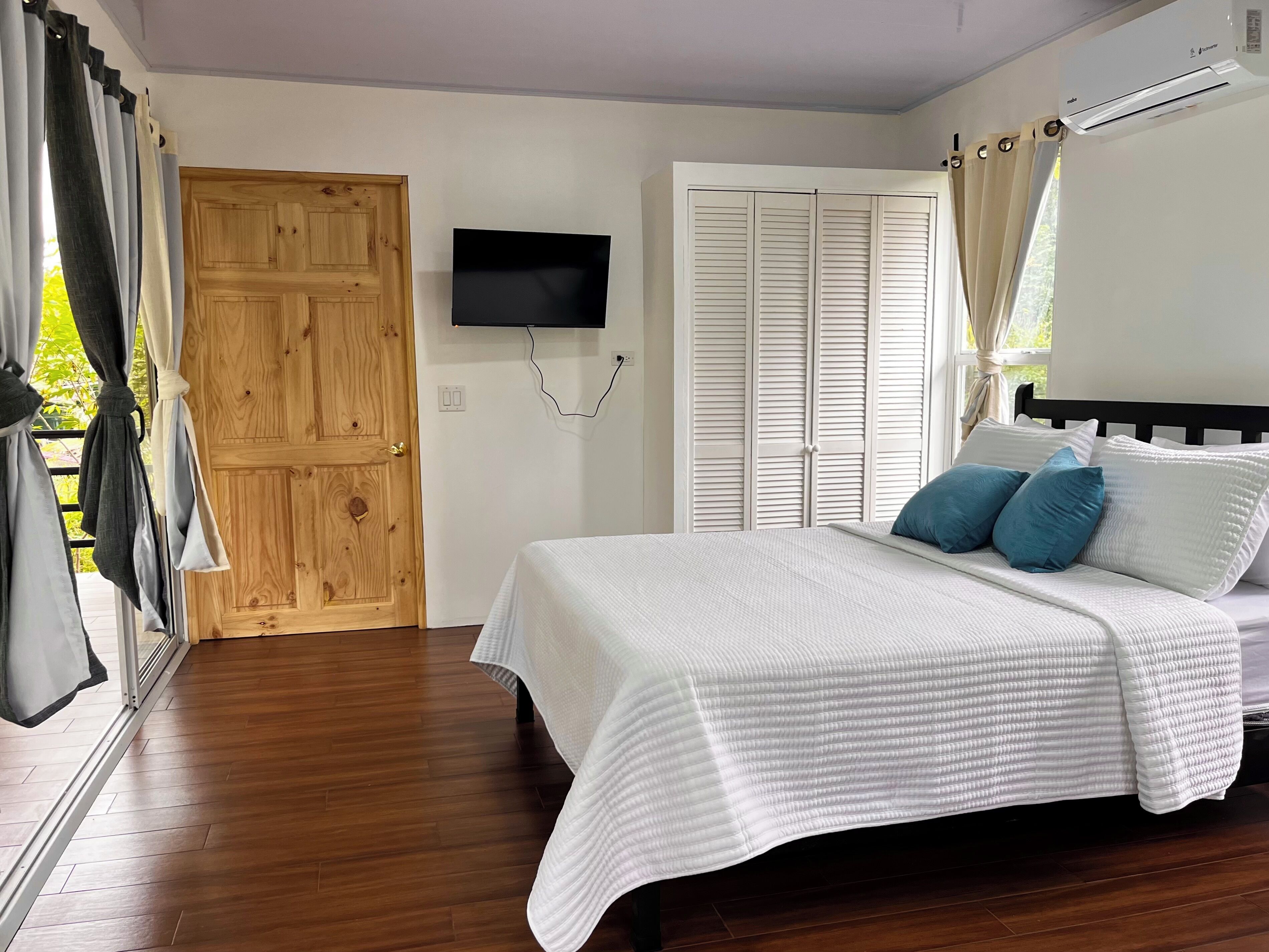 1 habitación, internet y ropa de cama 