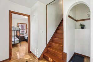 4 bedrooms, iron/ironing board, WiFi, bed sheets - Church Street Retreat - Downtown Location! (Wisconsin Dells)