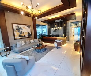 Lobby - Luxury 3BR in Naco•Pool, Gym & Parking•Fast Wi-Fi (Santo Domingo)