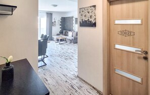Smart TV - 1 bedroom gorgeous apartment in Supetarska Draga (Supetarska Draga)