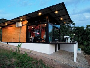 Exterior - Luxury 1-bedroom cabin in beautiful Tello/Tatacoa Huila, with air conditioning (Tello)