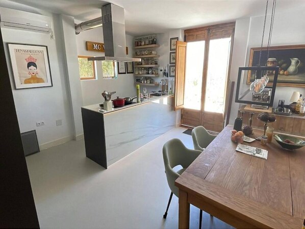 Villa | Private kitchen | Cleaning supplies - 5-bedroom Villa With Pool and Swimjet (Comares)