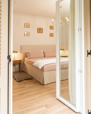 2 bedrooms, iron/ironing board, WiFi, bed sheets - LAKE Major Gem Gold (Stresa)