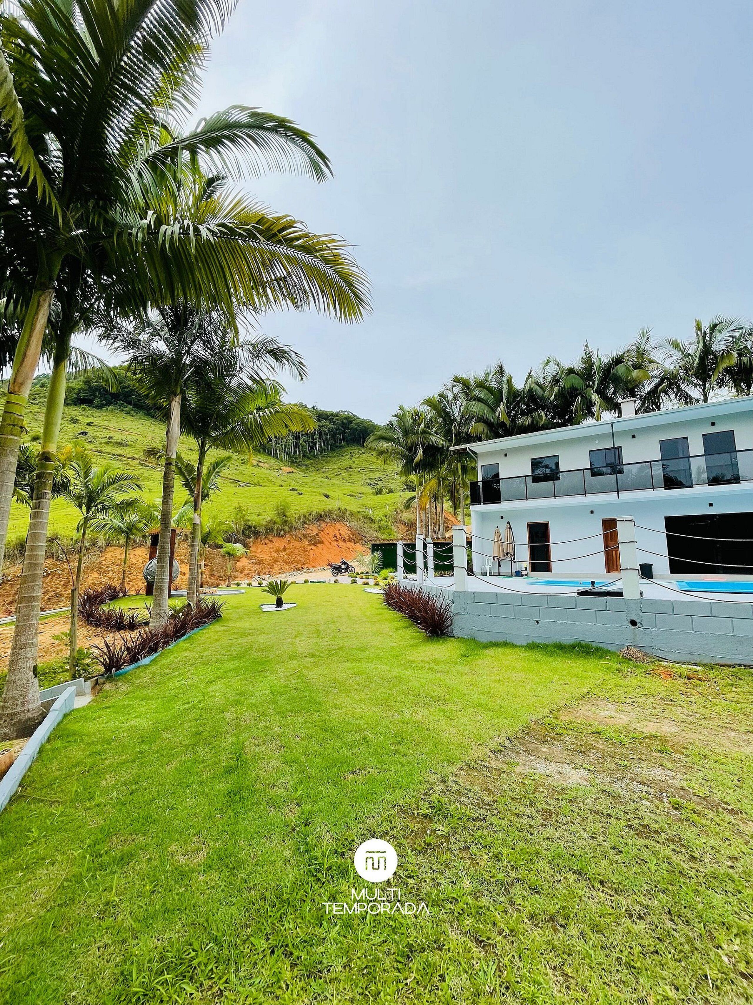 Cabana lua de mel, banheira de hidromassagem, vista para a piscina | Fachada