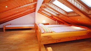 2 habitaciones y muebles diferentes 