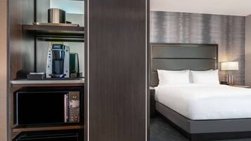 Iron/ironing board, free WiFi, bed sheets, wheelchair access