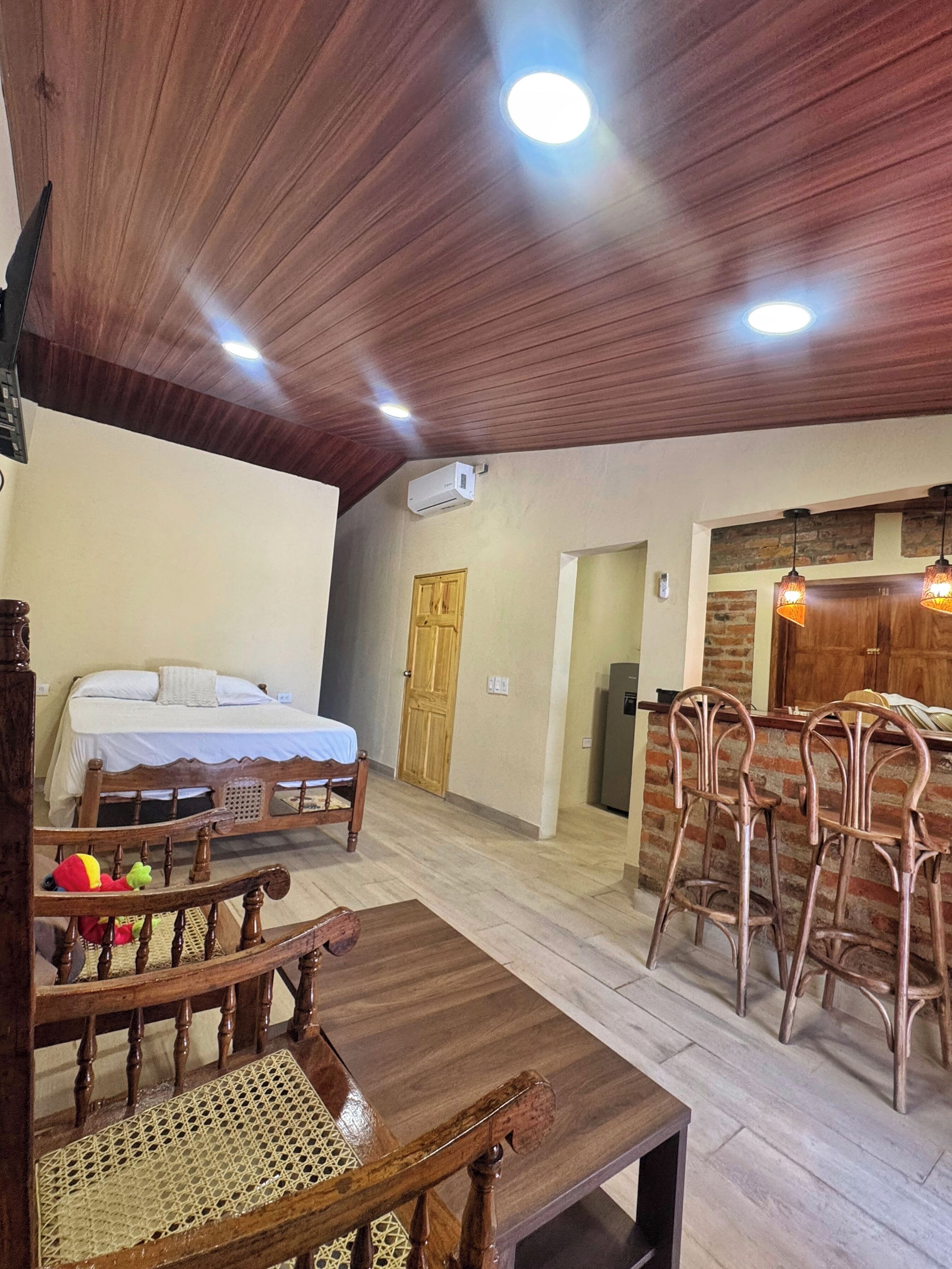 2 bedrooms, free WiFi, bed sheets, wheelchair access