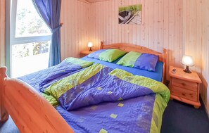 2 Schlafzimmer, Reisekinderbett, kostenloses WLAN