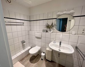 Hair dryer, towels - Living in Ohligs Studio 2Pers. (Solingen)