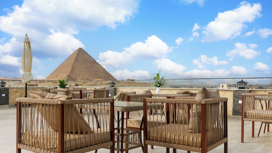 Mazaya Pyramids View Inn