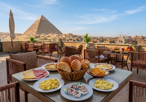 Mazaya Pyramids View Inn