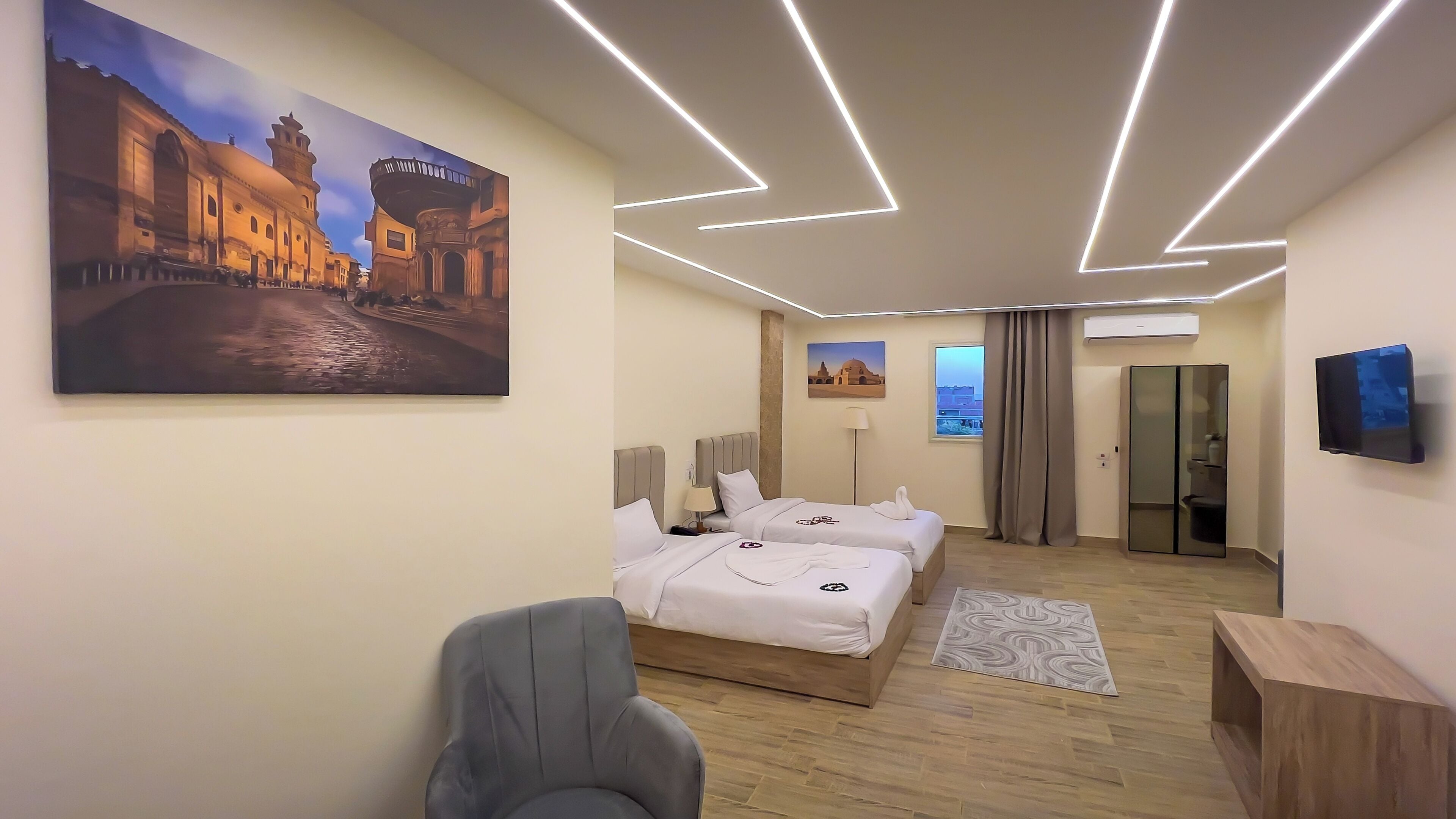 Deluxe Double or Twin Room, City View | In-room safe, desk, laptop workspace, soundproofing