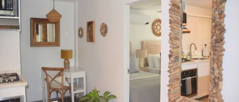 2 dormitorios, escritorio, wifi gratis y ropa de cama