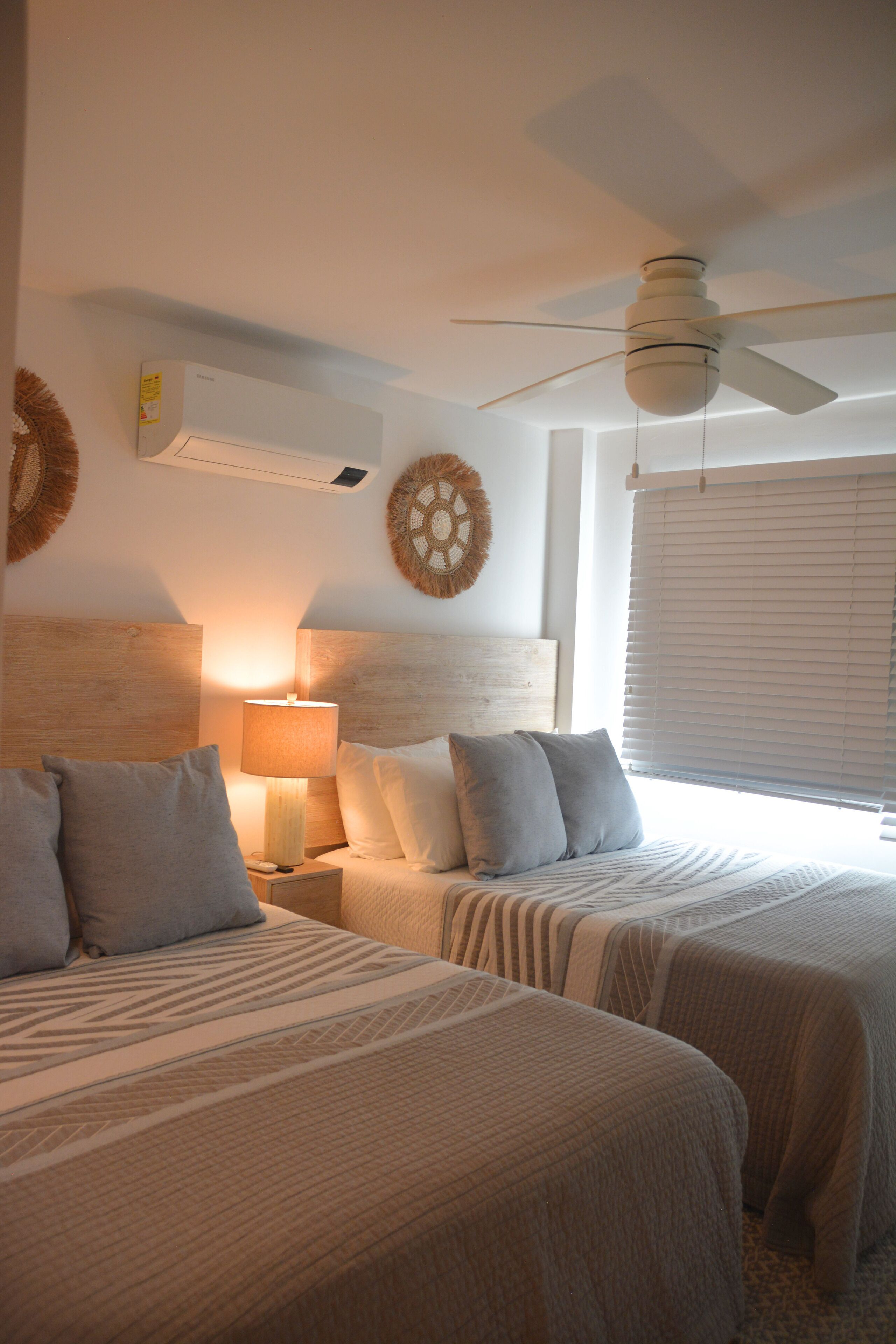 2 dormitoris, escriptori, wifi gratuïta i roba de llit 